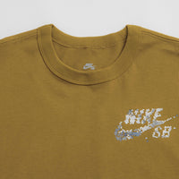 Nike SB Yuto T-Shirt in Bronzine thumbnail