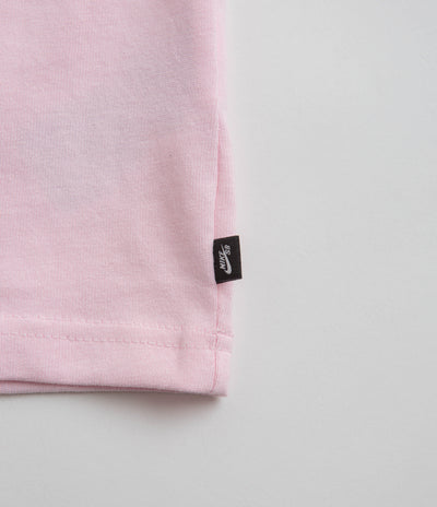 Nike SB Yuto T-Shirt in Pink Foam