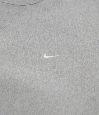 Nike Solo Swoosh Crewneck Sweatshirt - Dark Grey Heather / White / White