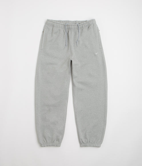 Nike Solo Swoosh Cuffed Sweatpants - Dark Grey Heather / Light Smoke Grey / White