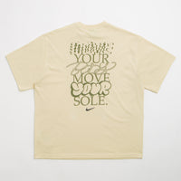 Nike Solo Swoosh GPX T-Shirt - Light Khaki thumbnail