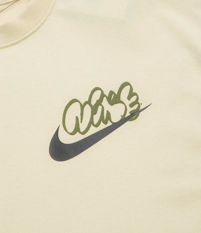 Nike Solo Swoosh GPX T-Shirt - Light Khaki