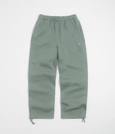 Nike Solo Swoosh Open Hem Sweatpants - Clay Green / Clay Green / White