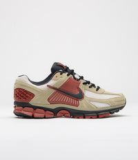Nike Vomero 5 Shoes in Desert Khaki and Black and Light Orewood Brown