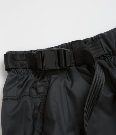 Nike Woven Utility Shorts in Black and Black / Black / Black