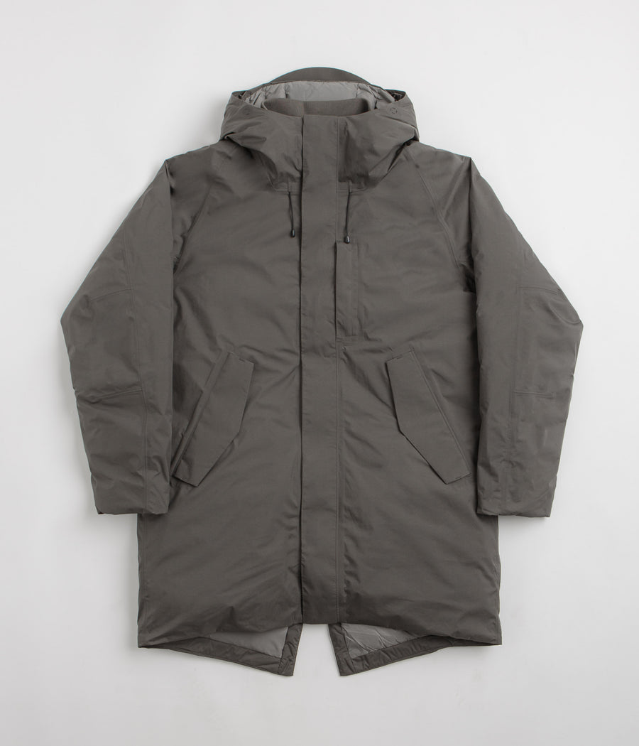 Norse Projects Rokkvi Gore-Tex Down Parka in Olive Night