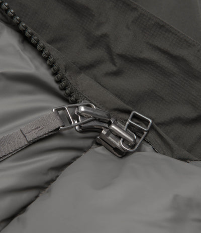 Norse Projects Rokkvi Gore-Tex Down Parka in Olive Night
