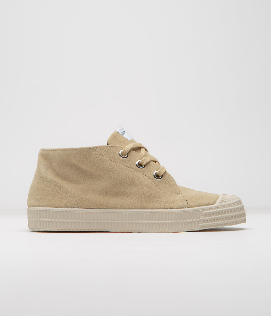 Novesta Star Chukka Suede Shoes in Mono Papyrus