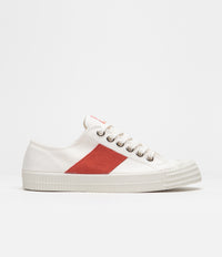 Novesta Star Master Shoes in 10 White and Red / 110 White
