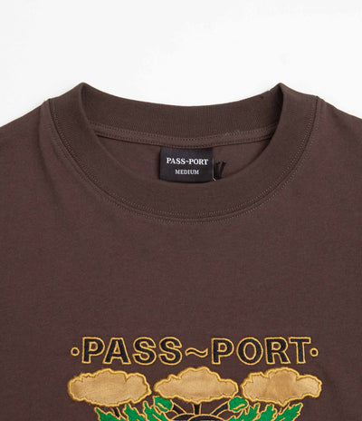 Pass Port Emblem Applique T-Shirt in Bark