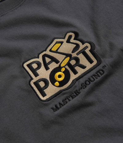 Pass Port Master-Sound T-Shirt in Tar