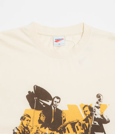 Pasteelo Jazz Cats T-Shirt in Cream