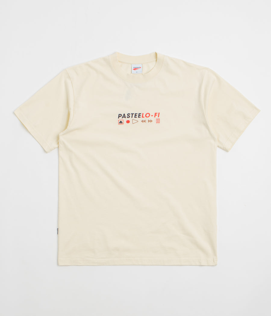 Pasteelo Lo-Fi T-Shirt in Cream
