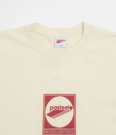 Pasteelo Records T-Shirt in Cream