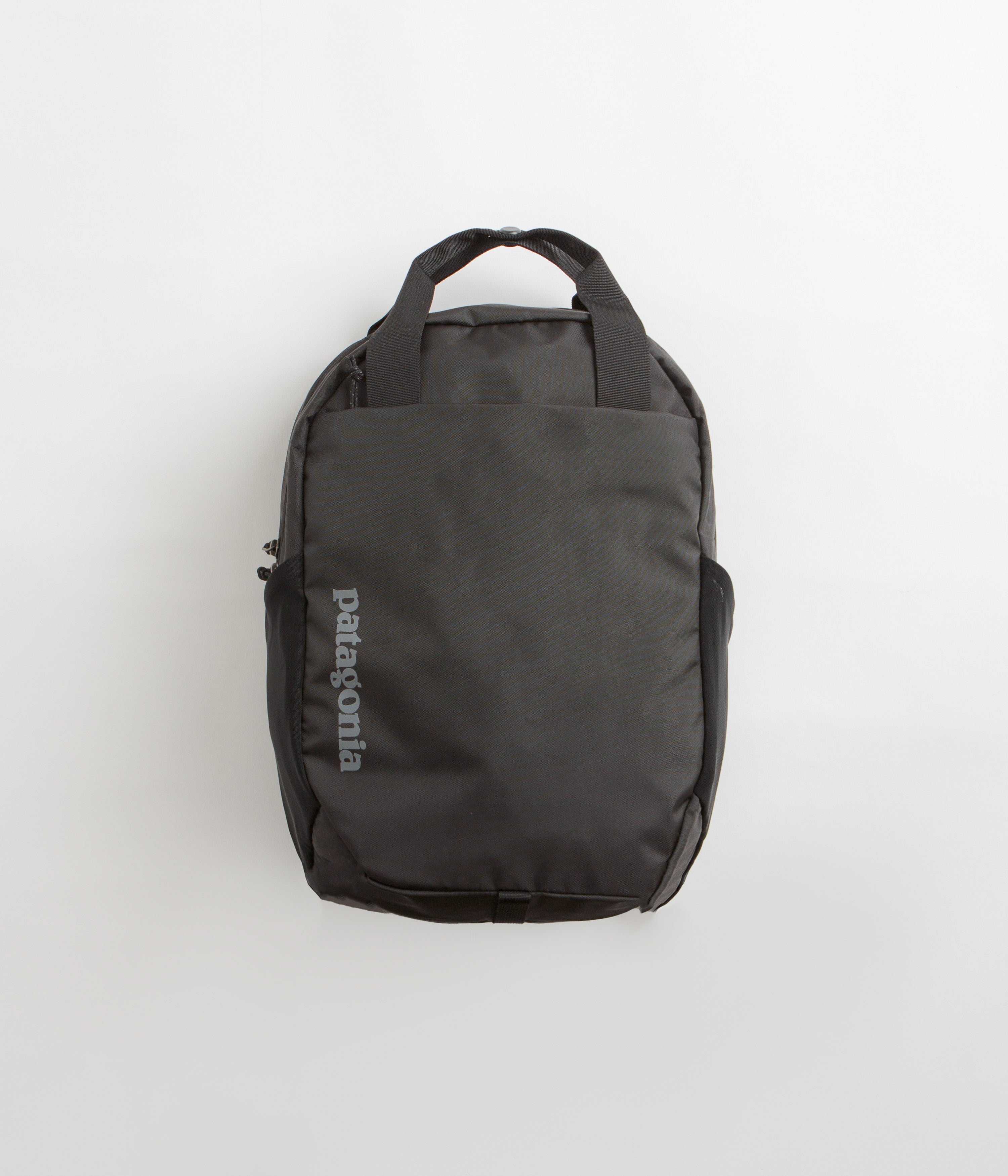 Patagonia Atom Tote Pack 20L in Black