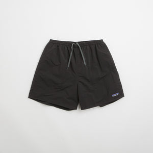 Black / Black