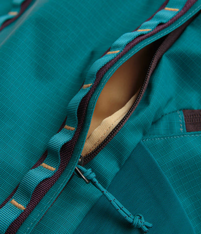 Patagonia Black Hole Backpack 32L in Belay Blue