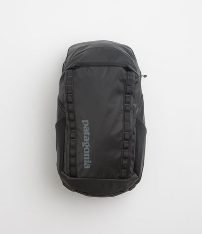 patagonia black hole outlet Pack 32L A zippered exterior pocket holds all the stuff you need to access quickly Iris Backpack Stampa 75B01312 K299