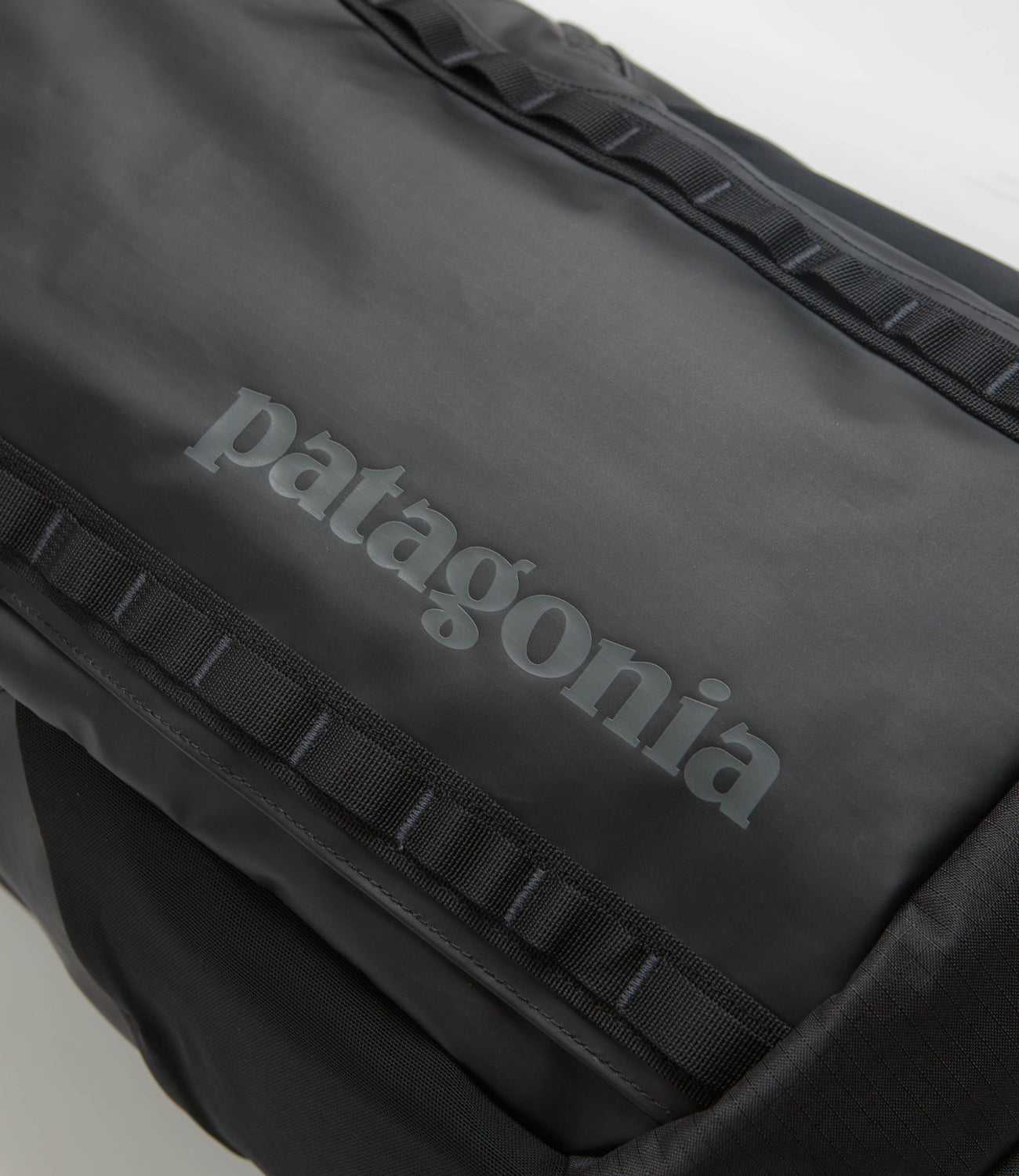 Patagonia Black Hole Backpack 32L - Black / Black | flatspot