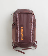 Patagonia Black Hole Backpack 32L in Dulse Mauve