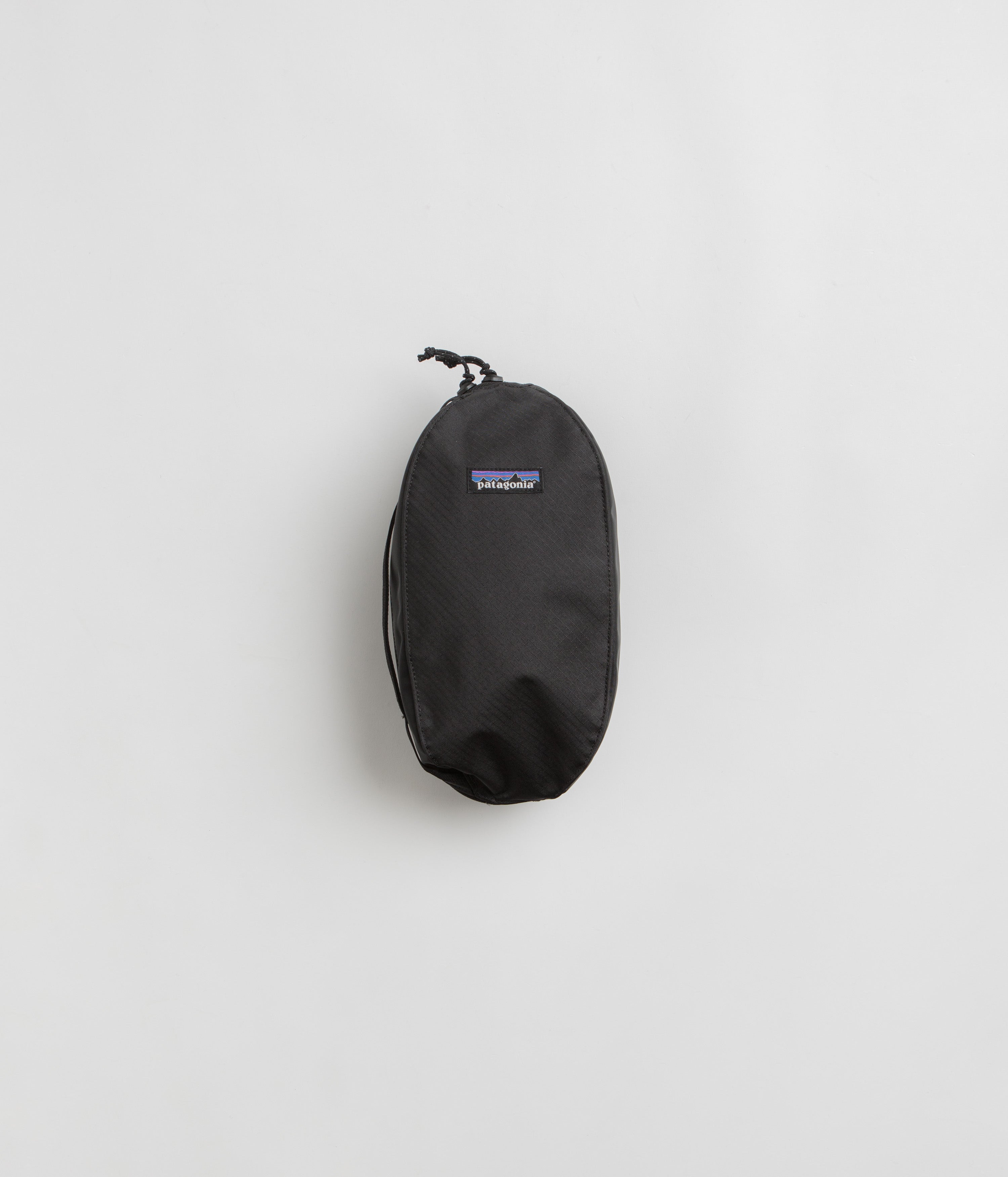 Patagonia Black Hole Cube 3L in Black