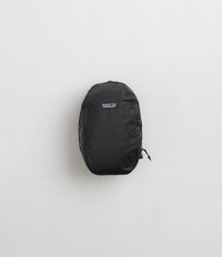 Patagonia Black Hole Cube 6L in Black