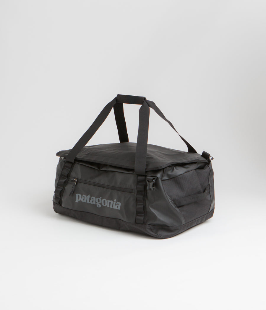 Patagonia Black Hole Duffel Bag 40L in Black and Black
