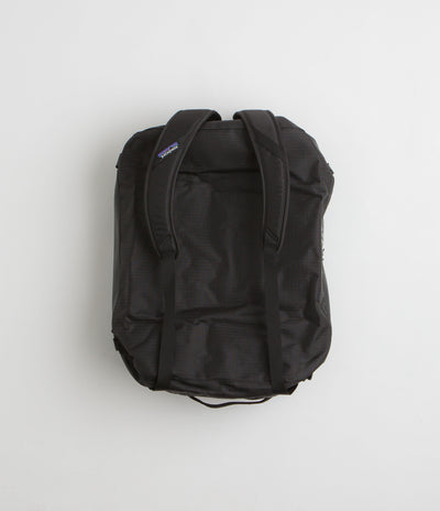 Patagonia Black Hole Duffel Bag 40L - Black / Black Patagonia Black Hole Duffel Bag 40L - Black / Black