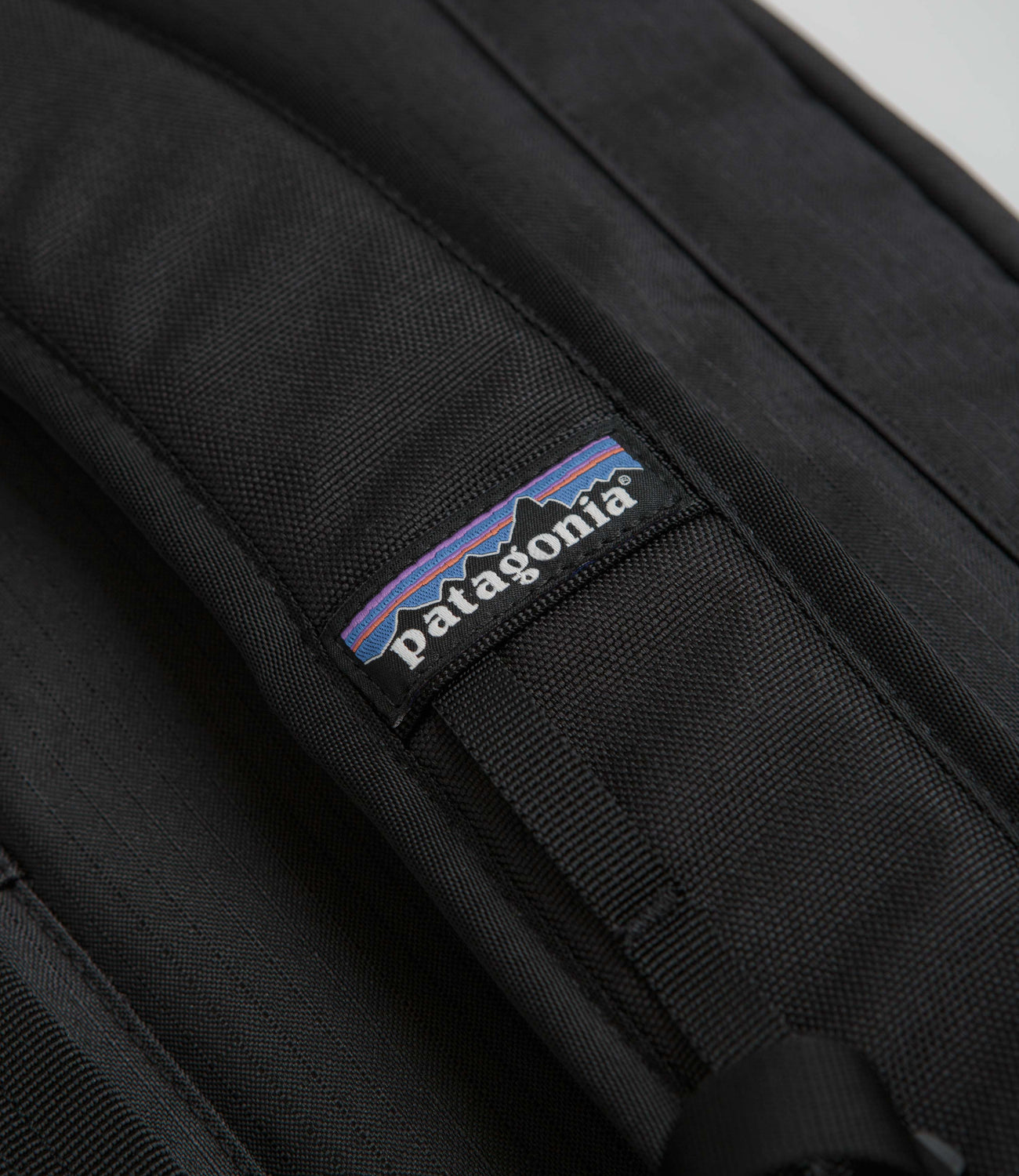 patagonia arbor day backpack 20l black Patagonia Black Hole MLC Bag - Black