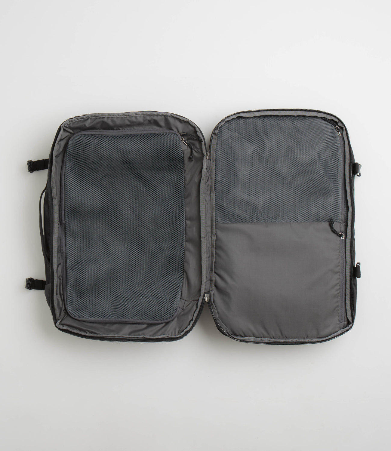Patagonia Black Hole MLC Bag - Black / Black | Flatspot