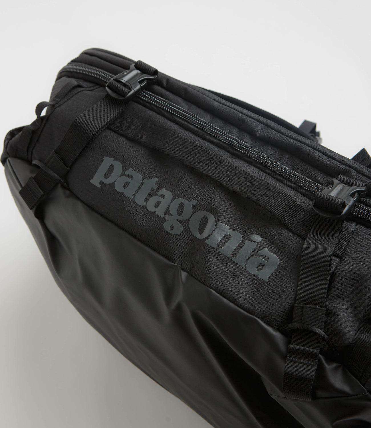 Patagonia Black Hole MLC Bag - Black / Black | Flatspot