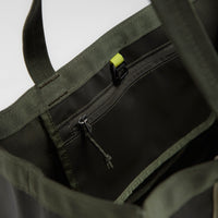 Patagonia Black Hole Tote 25L - Pine Needle Green thumbnail
