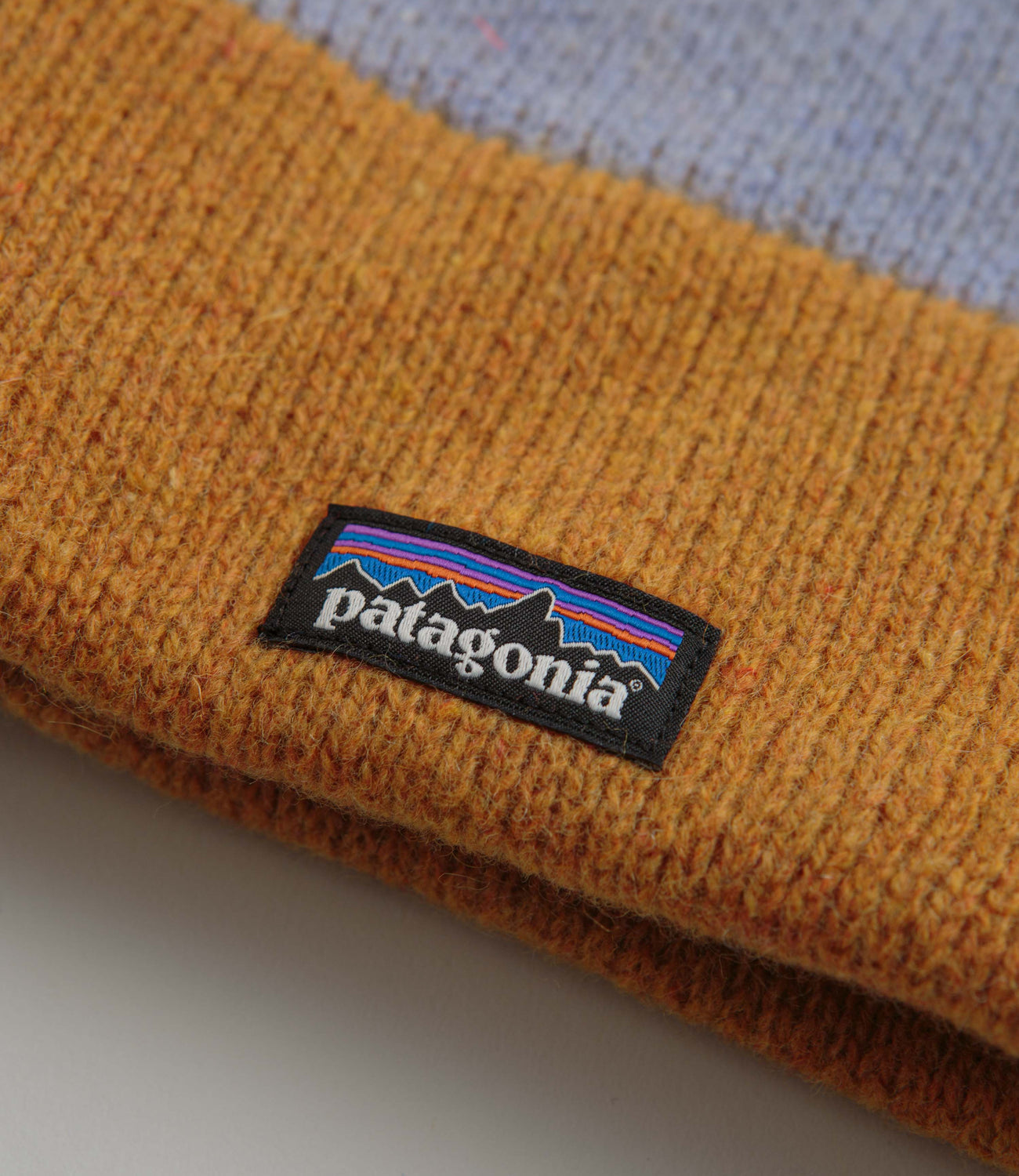 Patagonia Fun Hog Beanie OG Rugby: Dried Mango Flatspot