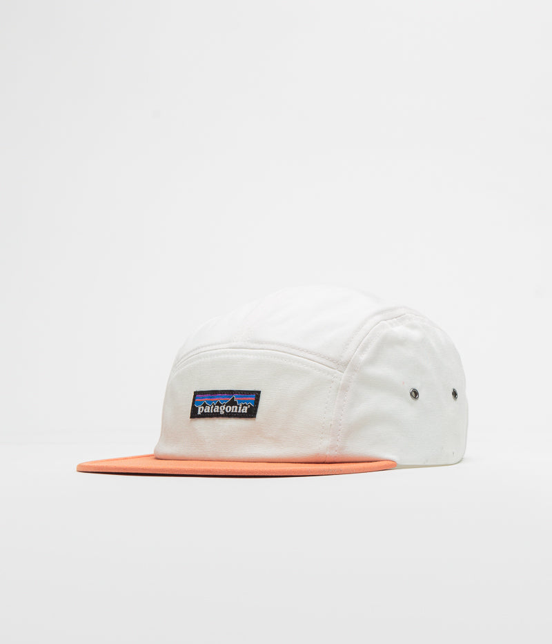 Patagonia Maclure Cap in P6 Label: Birch White and Rock Melon