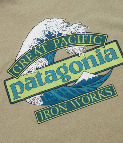 Patagonia Great Waves Responsibili-Tee T-Shirt in Gumtree Green