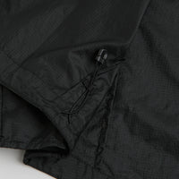 Patagonia Houdini Jacket in Black and Black thumbnail