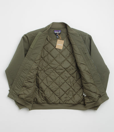 Patagonia Isthmus Deck Jacket in Basin Green