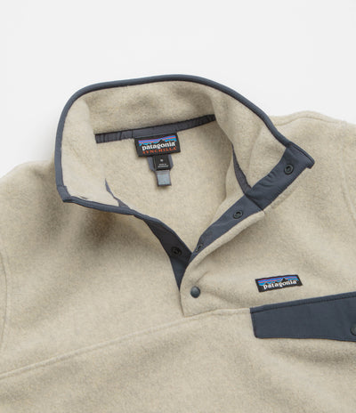 Patagonia Lightweight Synchilla Snap-T Fleece - Oatmeal Heather / Smolder Blue