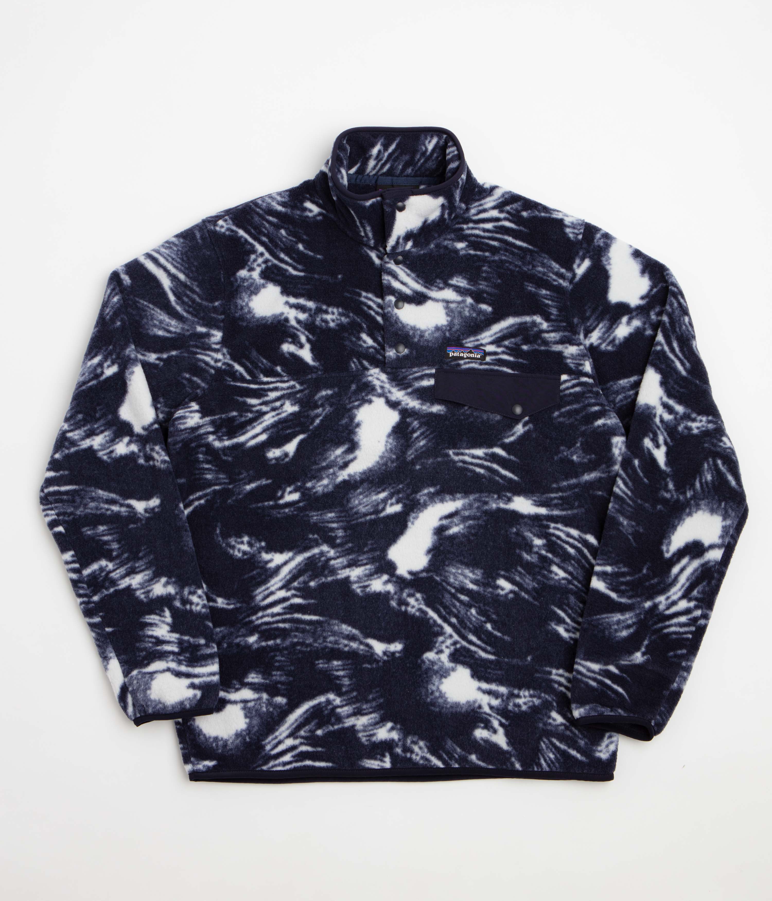 Patagonia Lightweight Synchilla Snap-T Fleece in Polar Breeze: Sunken Blue