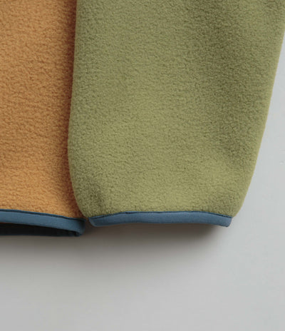 Patagonia Lightweight Synchilla Snap-T Fleece in Pufferfish Gold