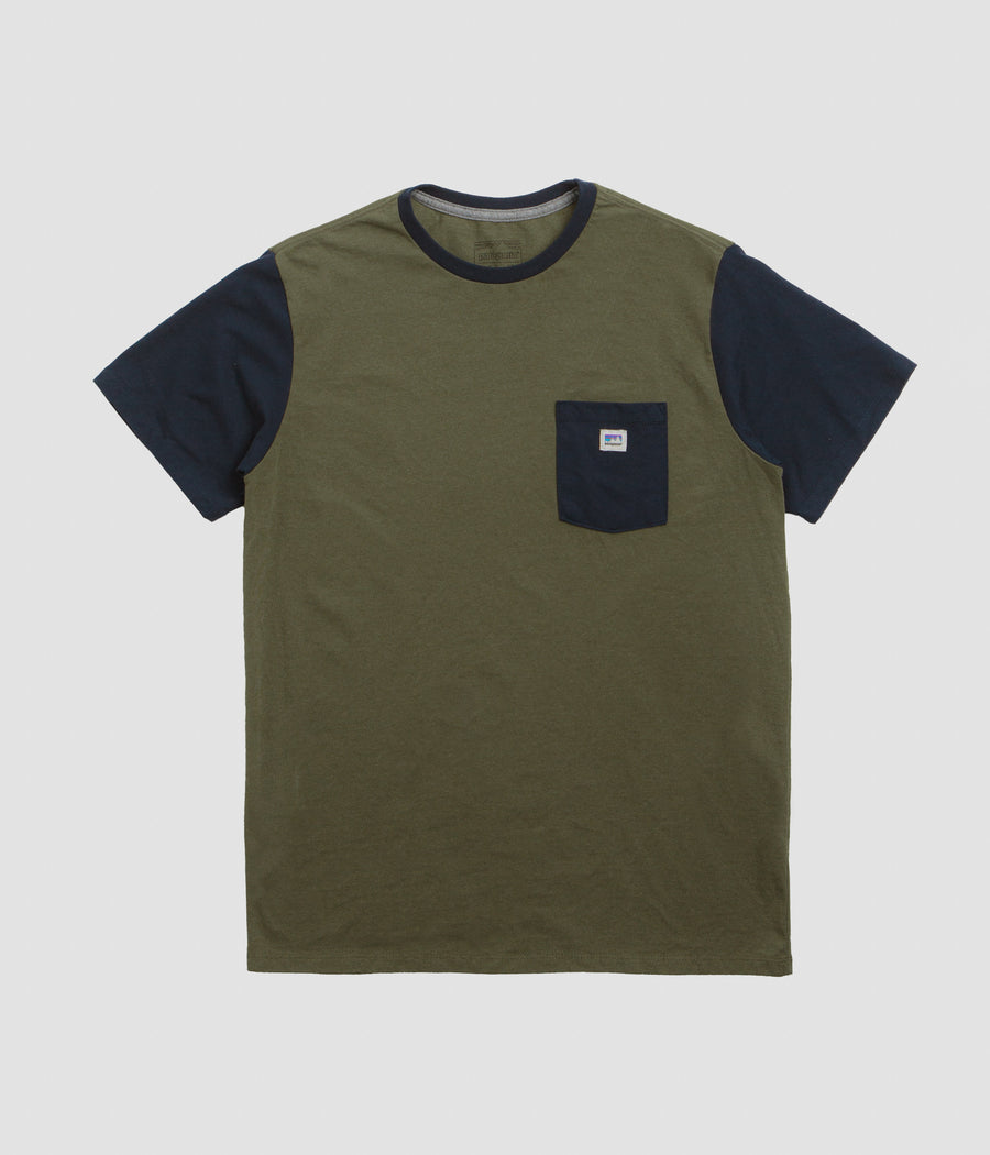 Patagonia Shop Sticker Pocket Responsibili-Tee T-Shirt in Tent Green