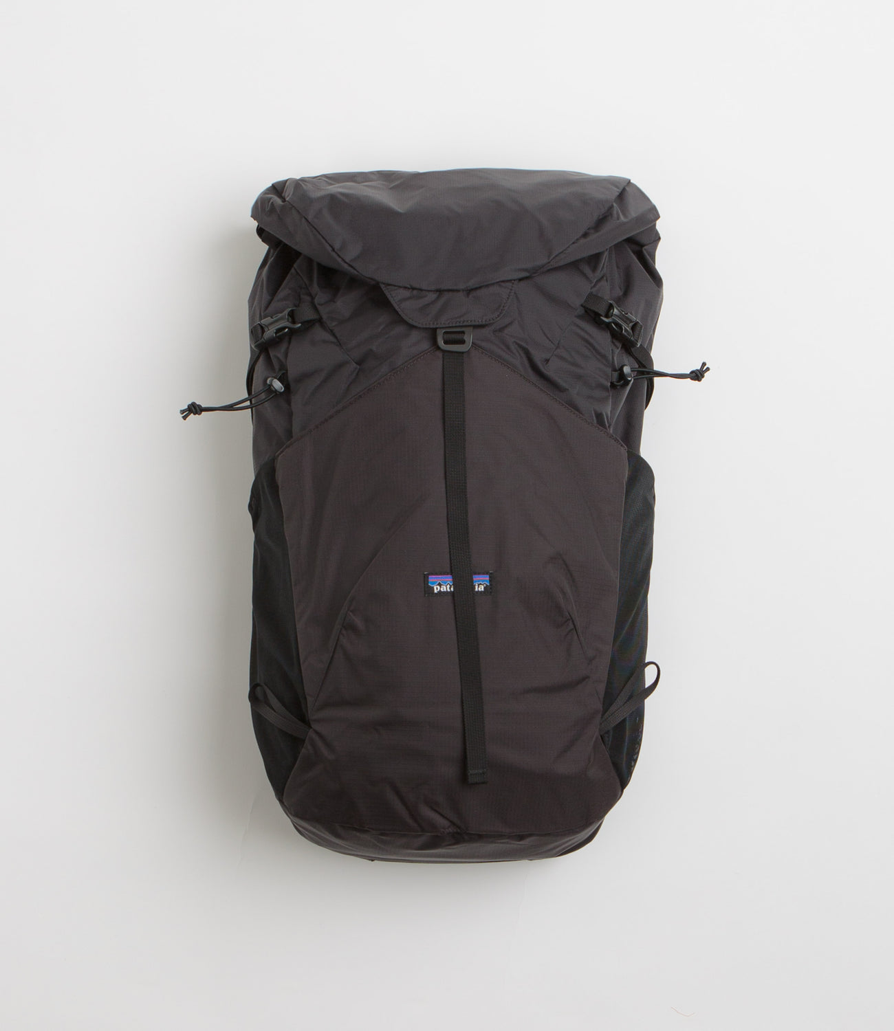 バッグ Terravia Pack 28L 48910 L BLK PATAGONIA Terravia Pack 28L
