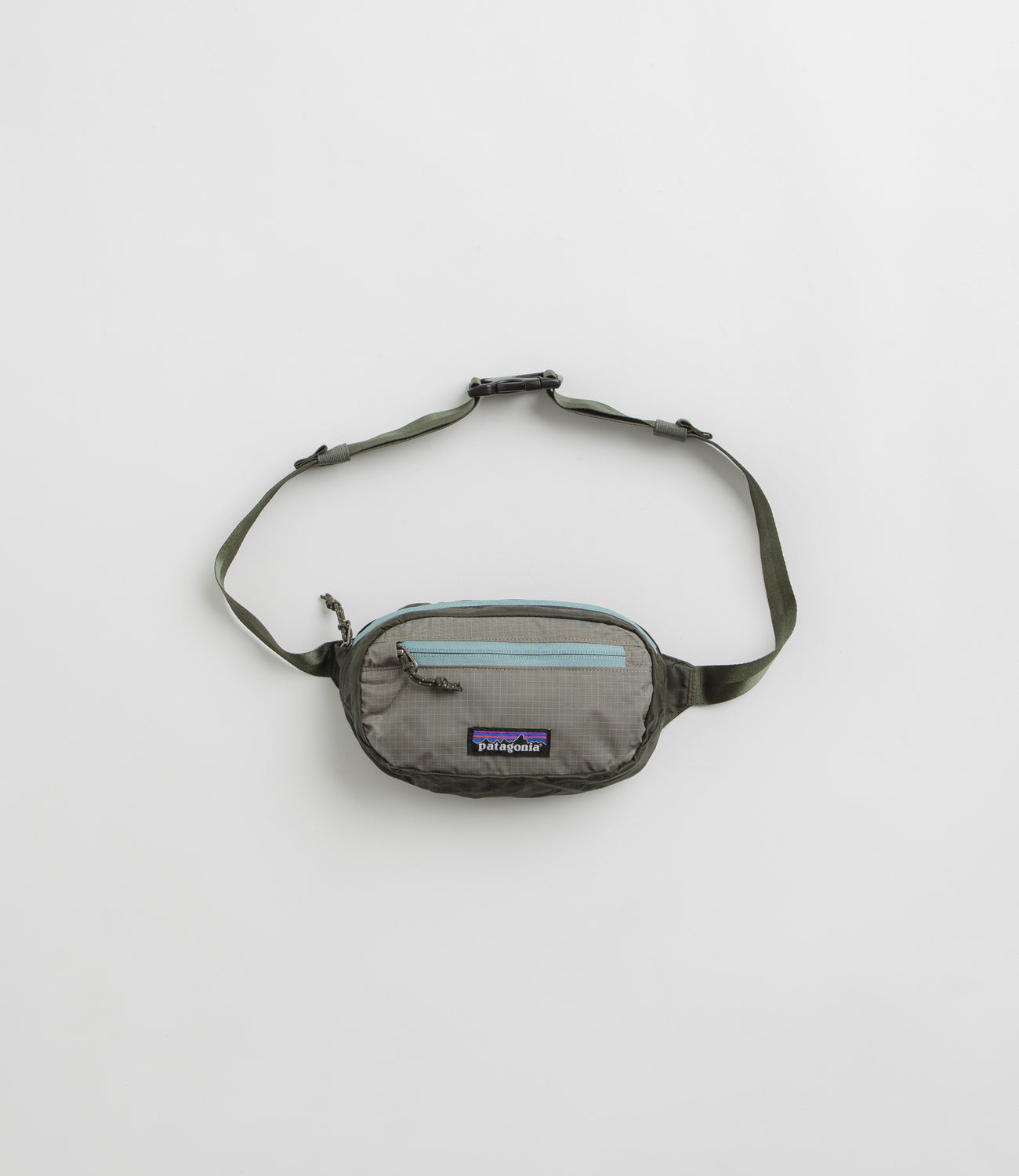 light gecko green patagonia lightweight black hole cinch Patagonia Ultralight Black Hole Mini Hip Pack - Pine Needle Green