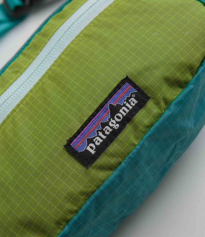 Patagonia Ultralight Black Hole Mini Hip Pack in Subtidal Blue