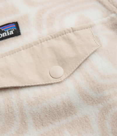 Patagonia Womens Lightweight Synchilla Snap-T Fleece in Flow: Dyno White