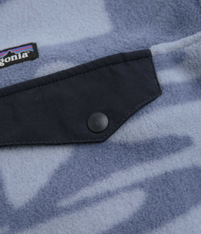 Patagonia Womens Lightweight Synchilla Snap-T Fleece in Mother Tree: Barnacle Blue
