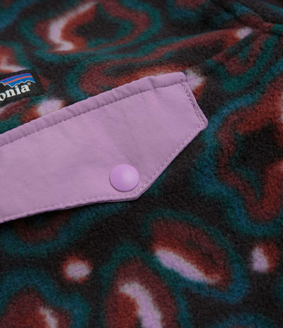 Patagonia Womens Lightweight Synchilla Snap-T Fleece in Soft Spirea: Dried Vanilla