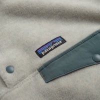 Patagonia Womens Synchilla Snap-T Pullover Fleece - Oatmeal Heather / Nouveau Green thumbnail