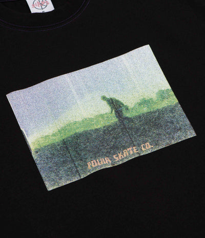 Polar Beach Walk Contrast T-Shirt - Black / Purple