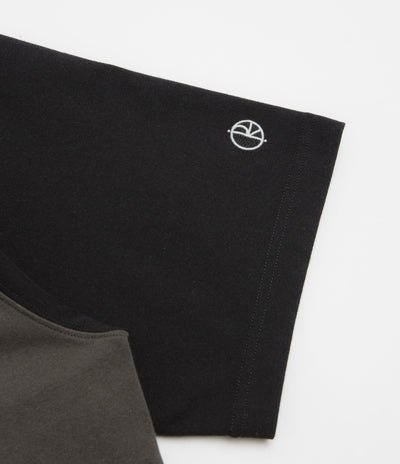 Polar Doe T-Shirt in Dirty Black and Black